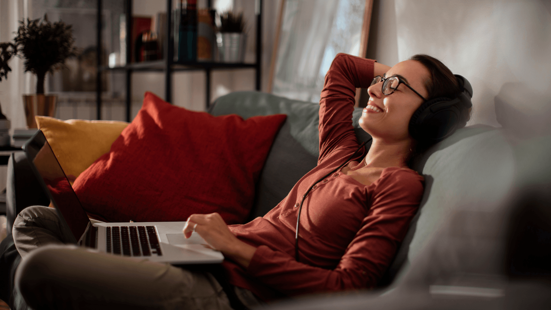 GuestAgent hero background